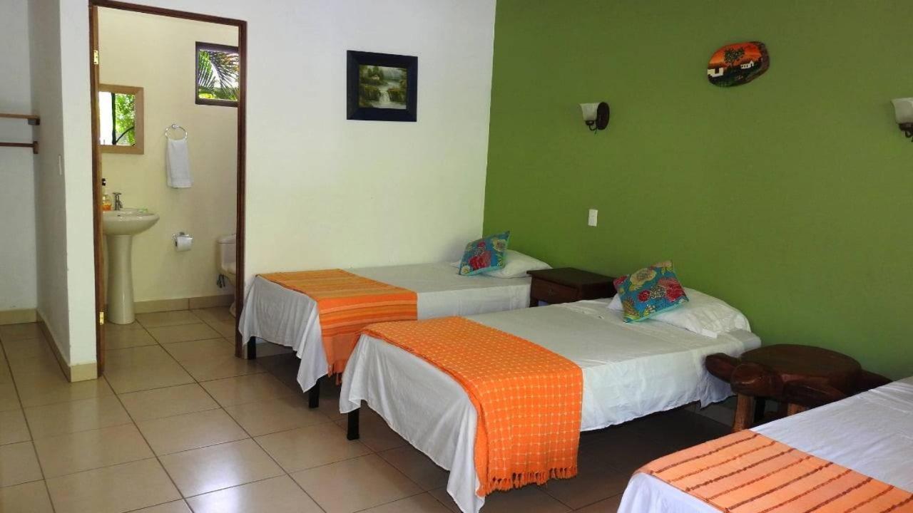 Hotel D'Lucia - Quebrada Ganado, Jaco, Costa Rica Buitenkant foto
